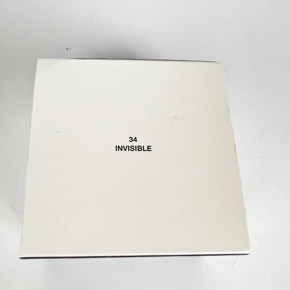 Marc Jacobs Finish Line Perfecting Coconut Loose Setting Powder 34 Invisible 8g